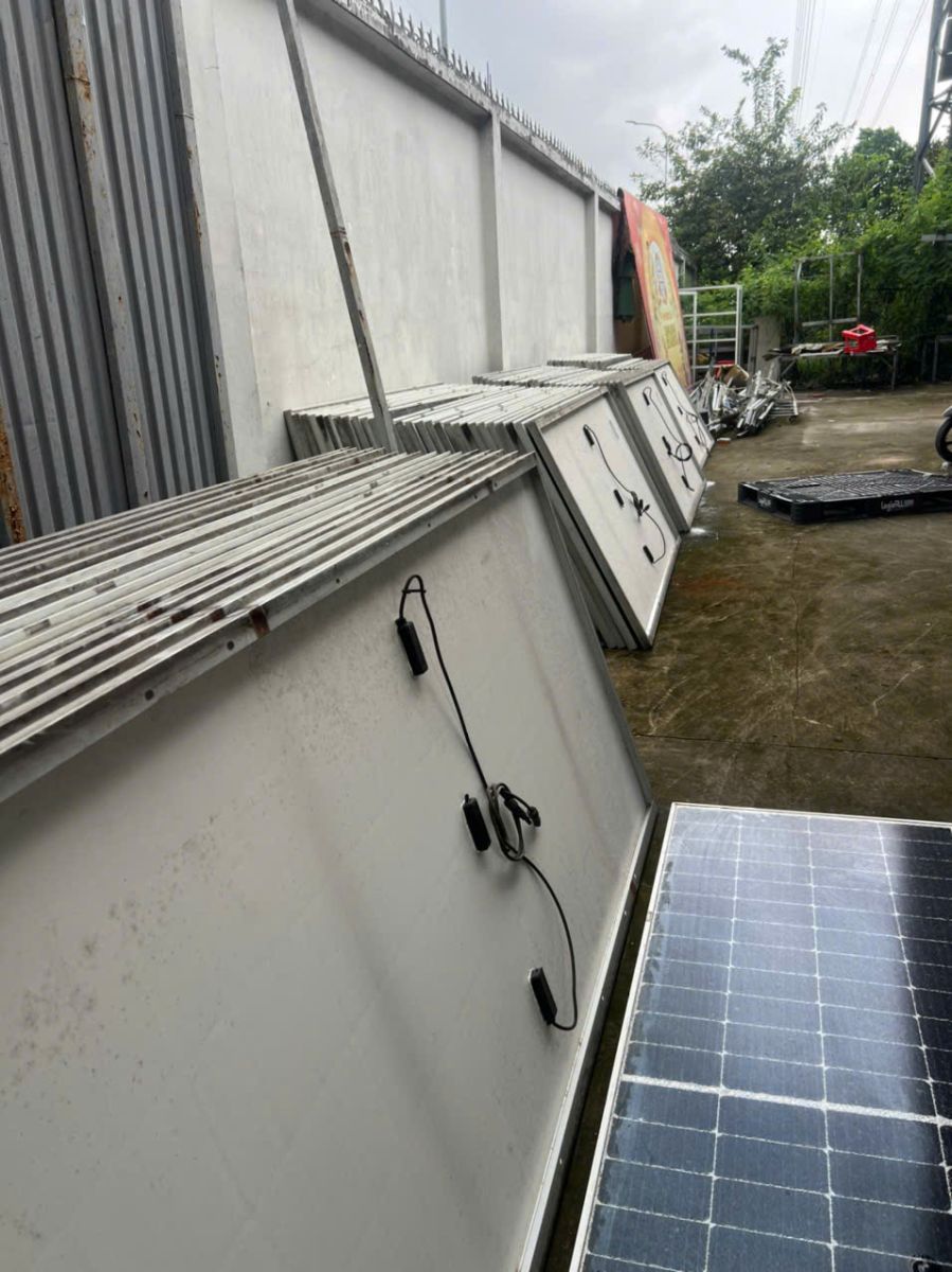 Thu mua pin năng lượng mặt trời pin tồn kho nhận xử lý môi trường