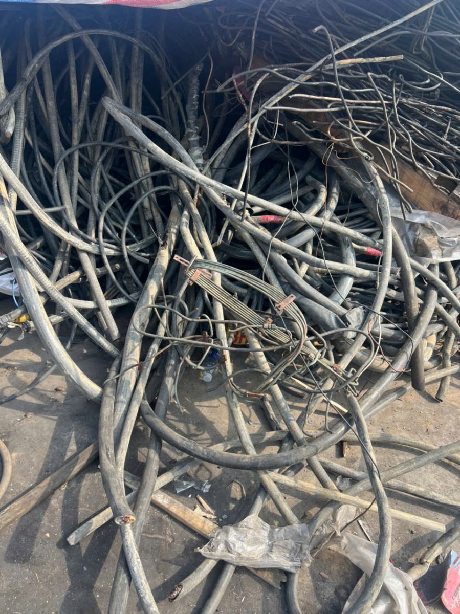 Thu mua phế liệu tại Khu Công Nghiệp Sóng Thần 3