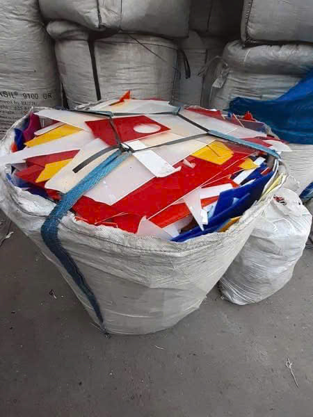 Thu mua phế liệu mica giá cao toàn quốc