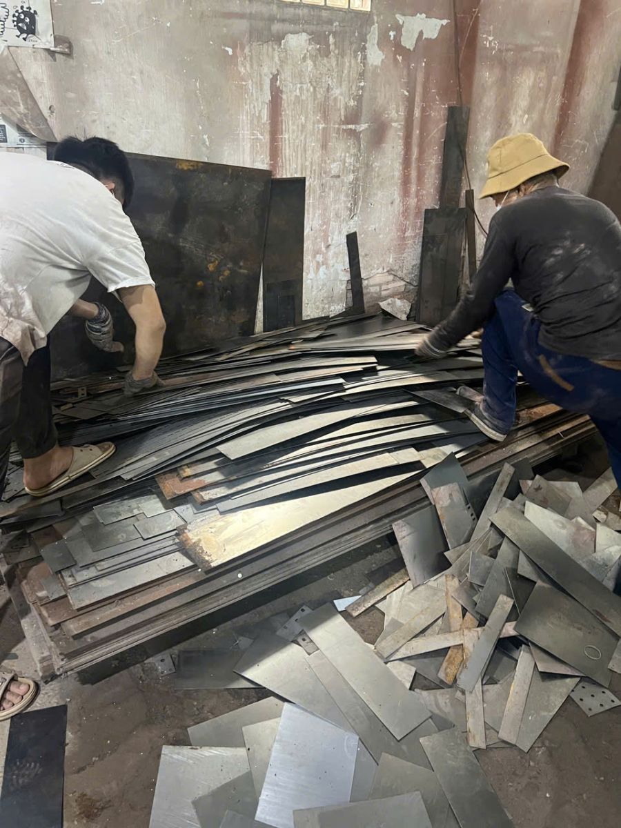 thu mua phế liệu sắt công trình