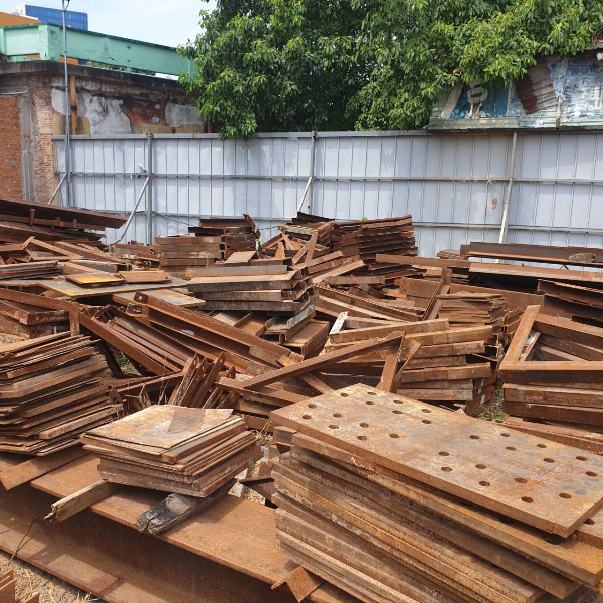 thu mua phế liệu sắt tấm