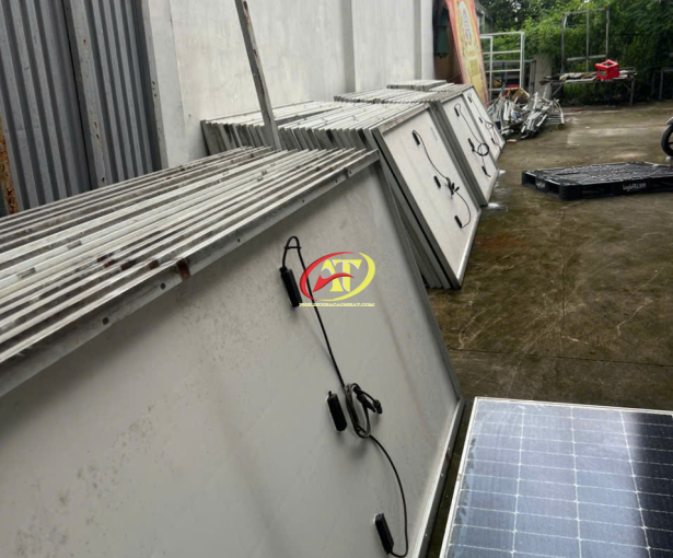 Thu mua pin năng lượng mặt trời pin nhận xử lý môi trường
