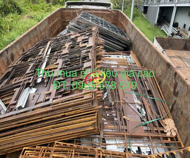 Thu mua phế liệu sắt tại Vĩnh long