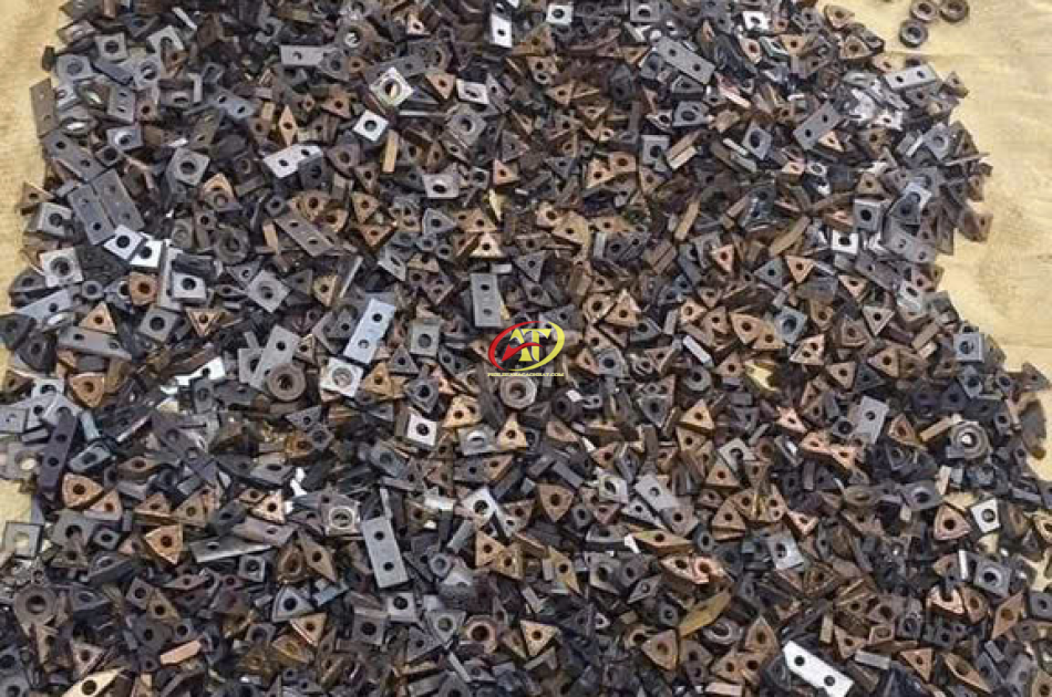Thu mua phế liệu thép gió hợp kim giá cao hôm nay